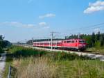 111 055-0 erreicht mit einem Allersberg-Express aus Nürnberg Hbf gleich seinen namensgebenden Endbahnhof.
